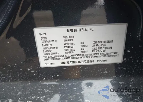 2024 Tesla Model Y Long Range Single Motor Rear-Wheel Drive/Rwd z USA, uszkodzony, nr VIN 7SAYGDED2RF027820